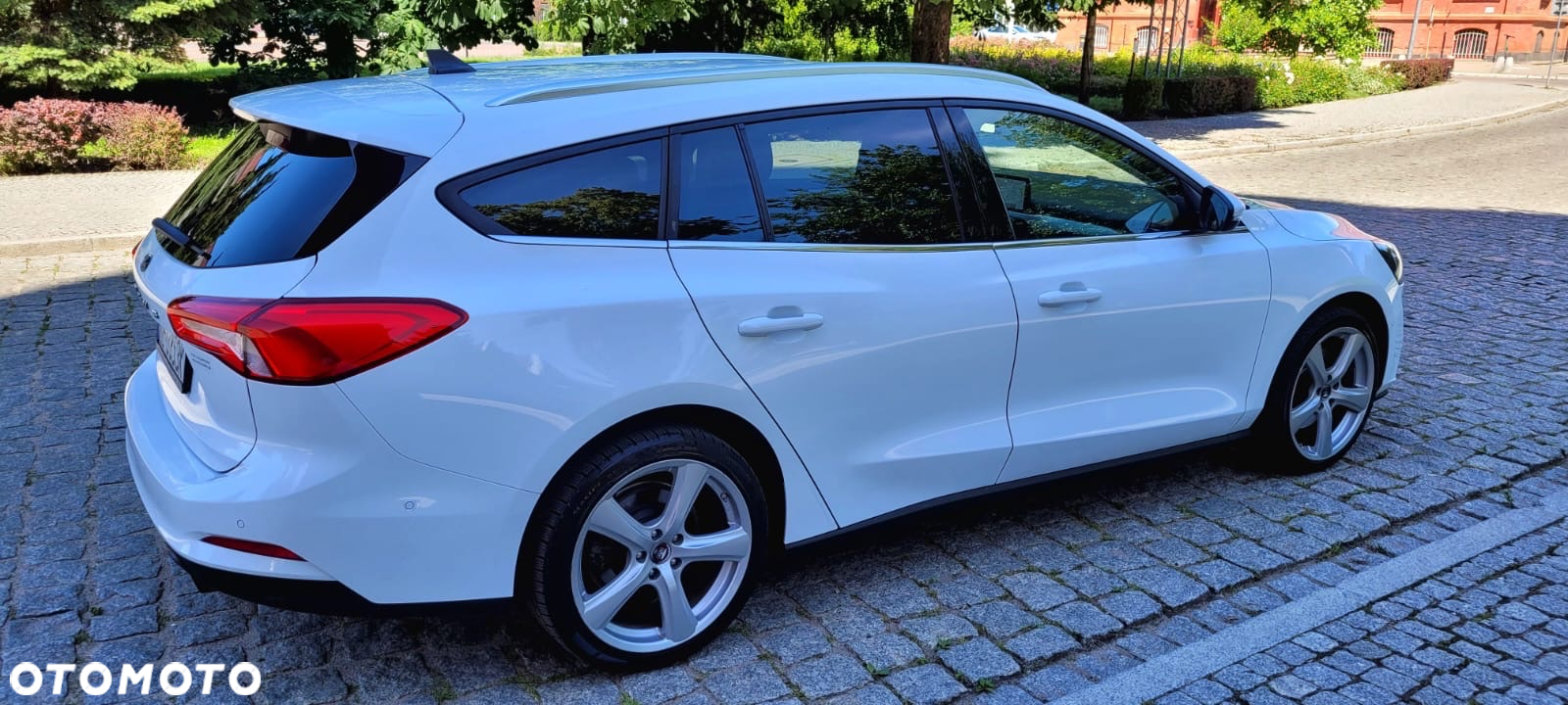 Ford Focus 1.0 EcoBoost Active - 14