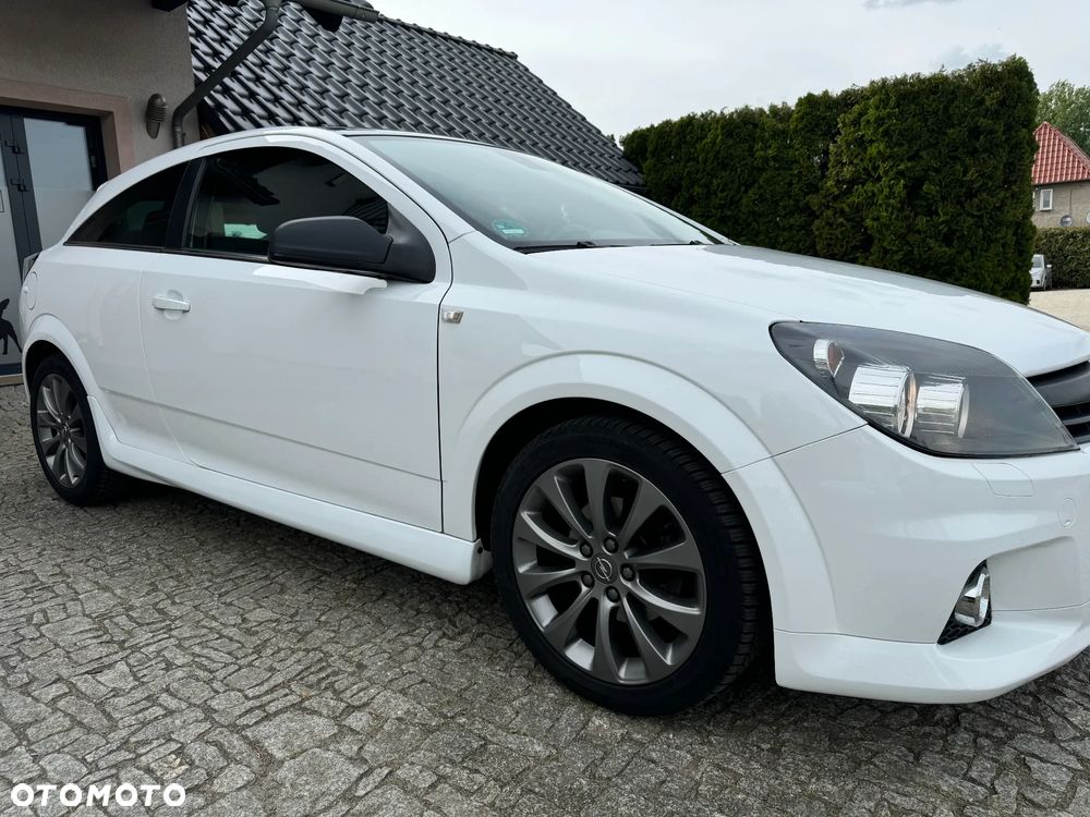 Opel Astra 1.6 Edition 111 Jahre - 9