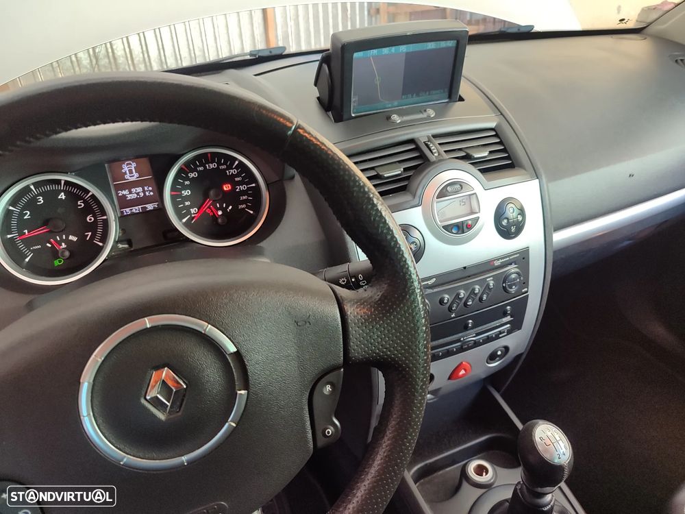 Renault Mégane 1.5 dCi Dynamique Luxe - 7