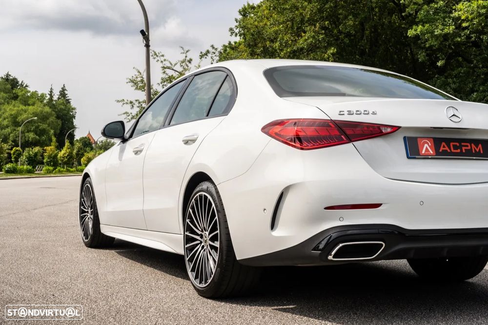 Mercedes-Benz C 300 - 19