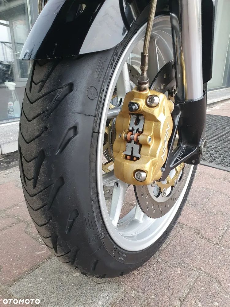 Triumph Tiger - 33
