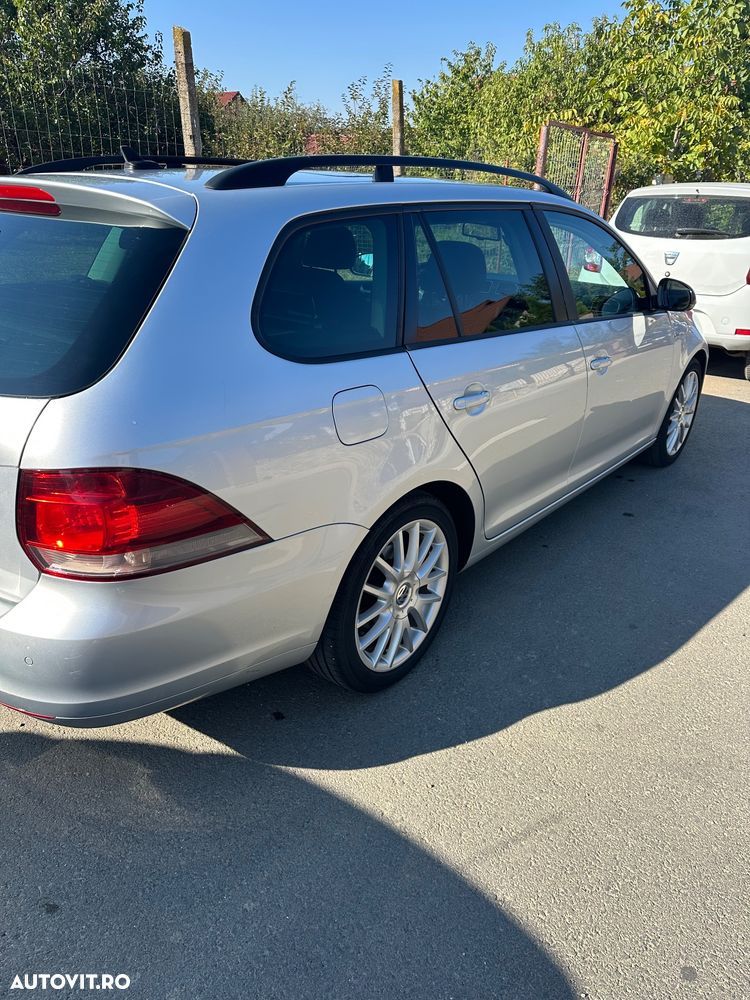 Volkswagen Golf - 5