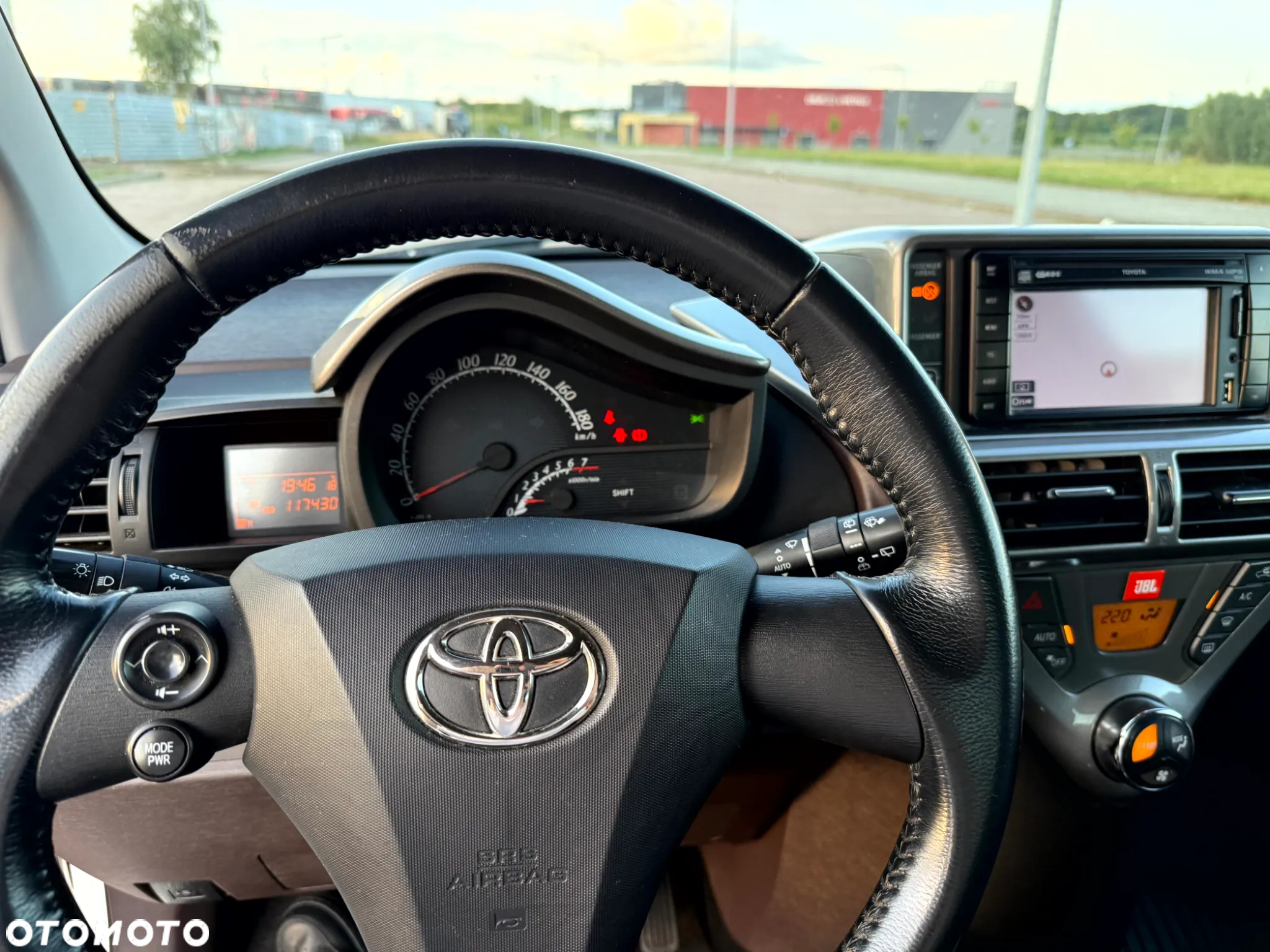Toyota iQ 1.0 Sol - 10