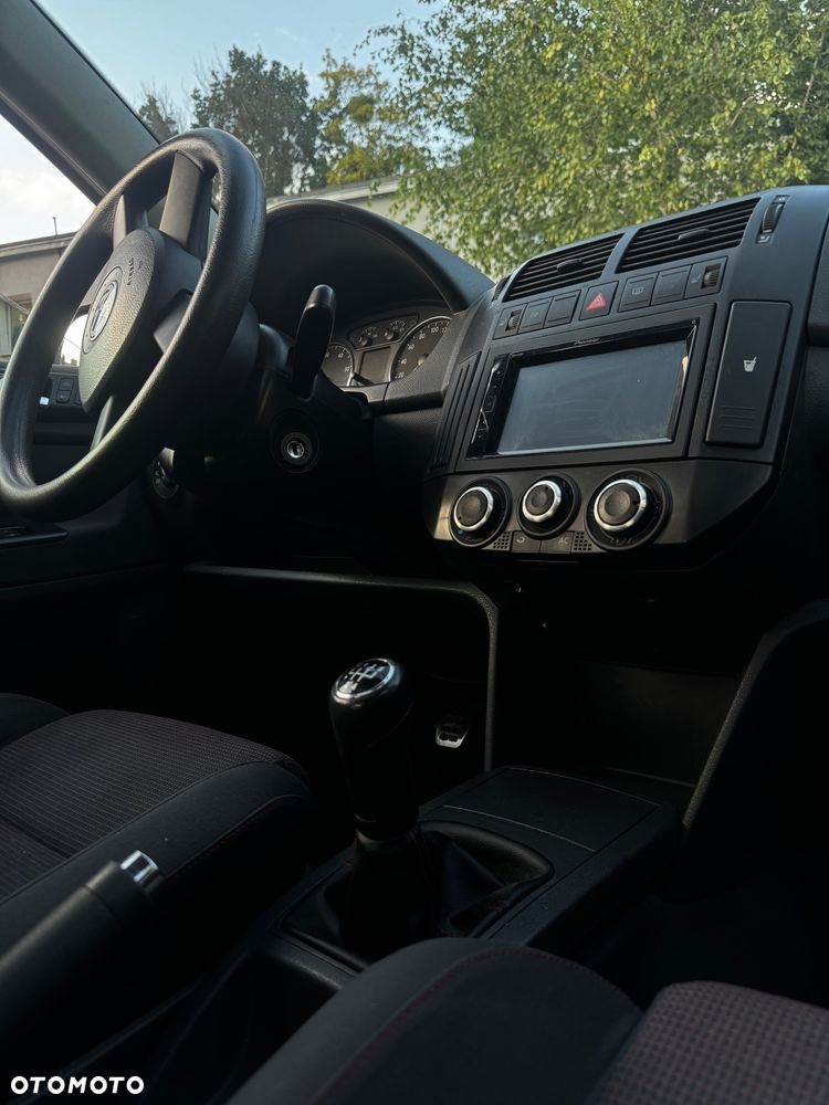 Volkswagen Polo - 8
