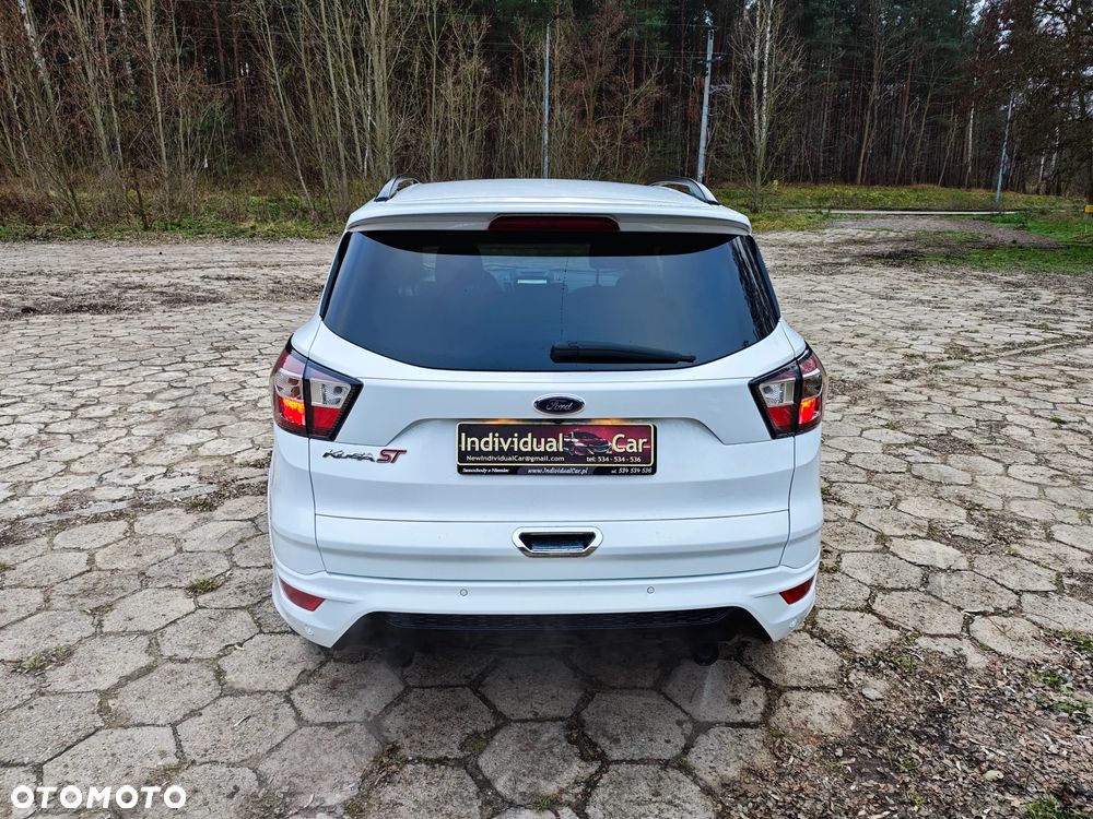Ford Kuga 1.5 EcoBoost 2x4 ST-Line - 17