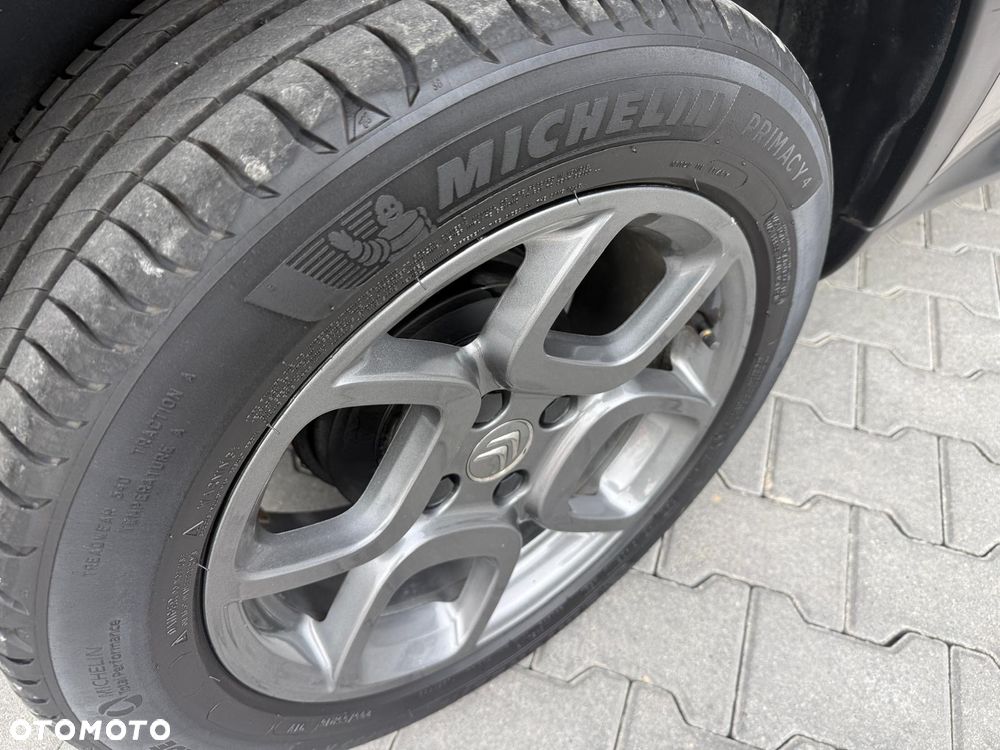 Citroën C4 Cactus 1.2 PureTech Shine S&S - 38