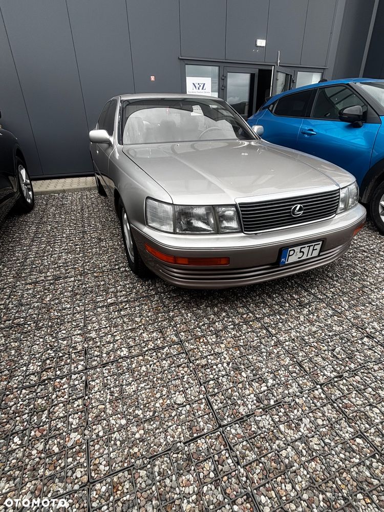 Lexus LS Standard - 1