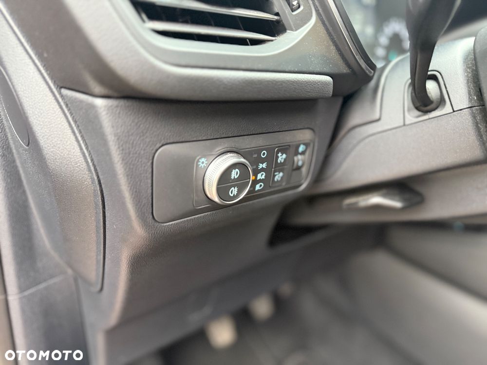 Ford Kuga 1.5 EcoBoost TITANIUM - 12