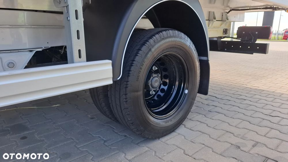Mercedes-Benz Sprinter 519 CDI - 17