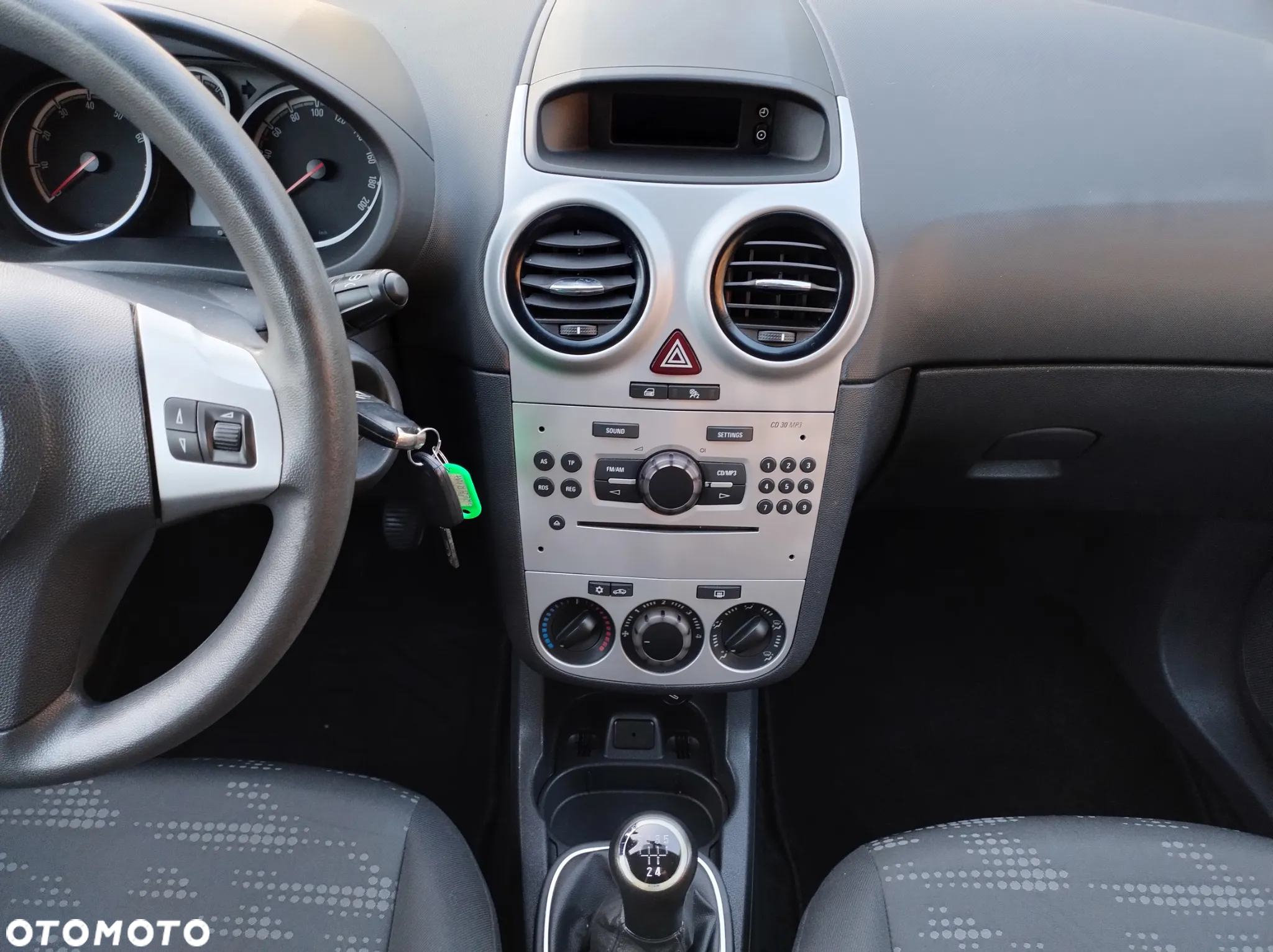 Opel Corsa 1.2 16V Enjoy - 26
