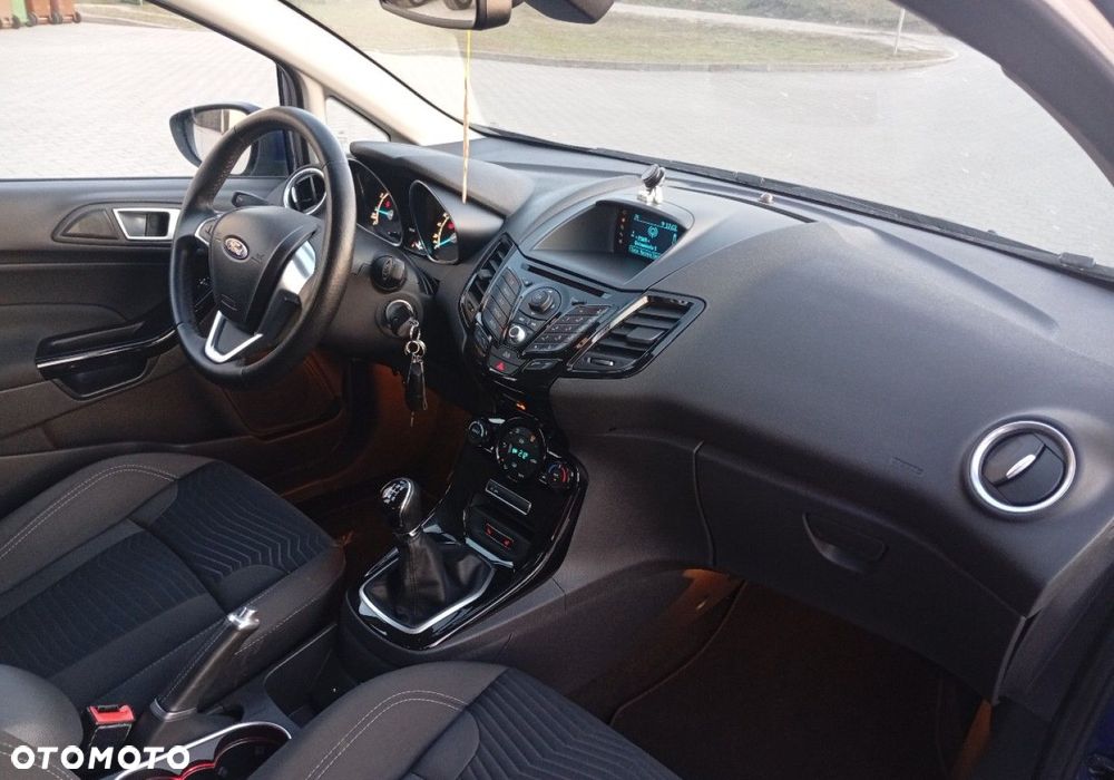 Ford Fiesta - 13