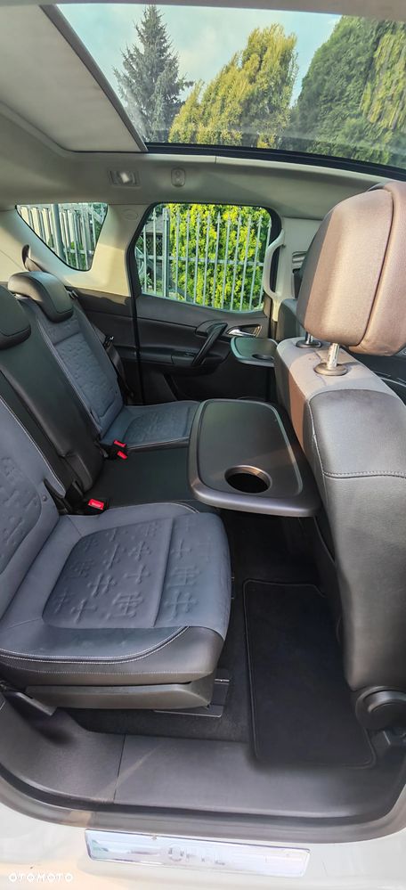 Opel Meriva 1.4 T Essentia S&S - 26