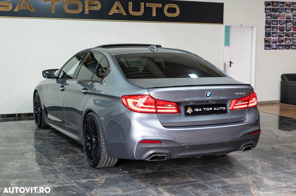 BMW Seria 5 540i Aut. M Sport Edition - 39