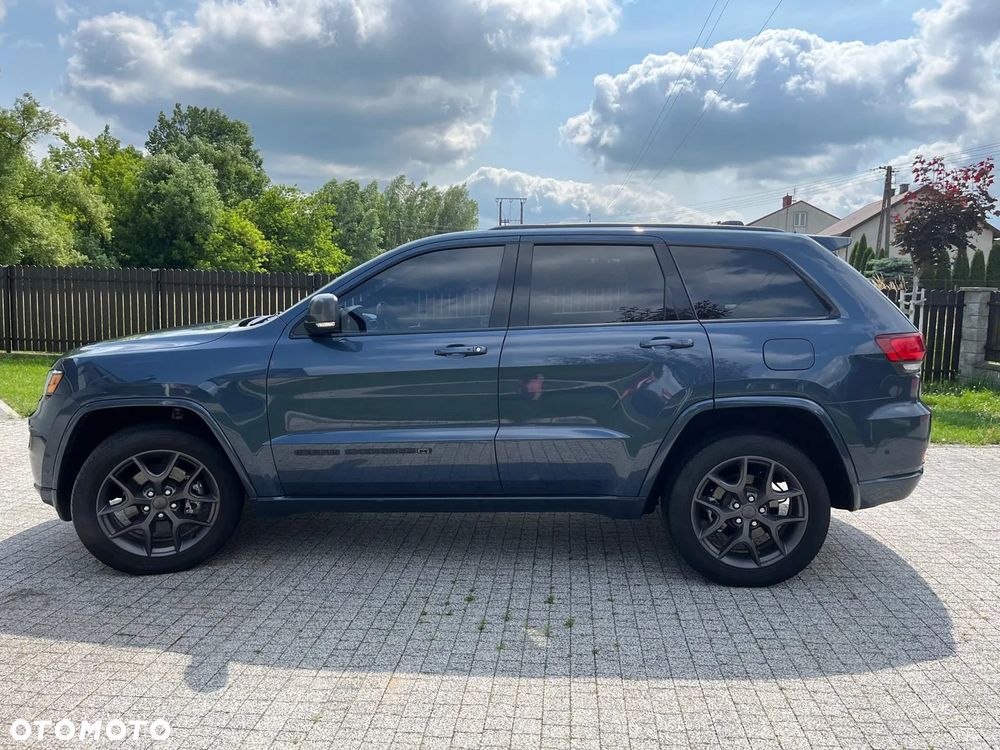 Jeep Grand Cherokee - 9
