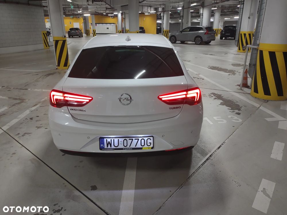 Opel Insignia - 8