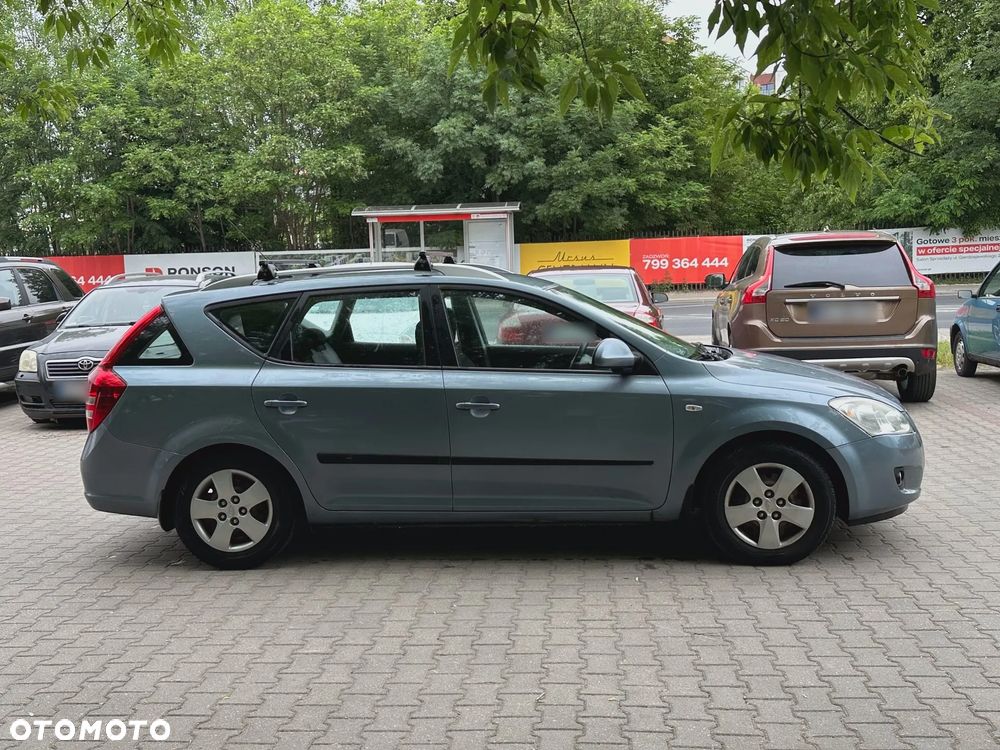 Kia Ceed 2008 photo 4