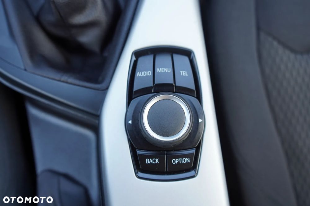 BMW Seria 1 116i Advantage - 12