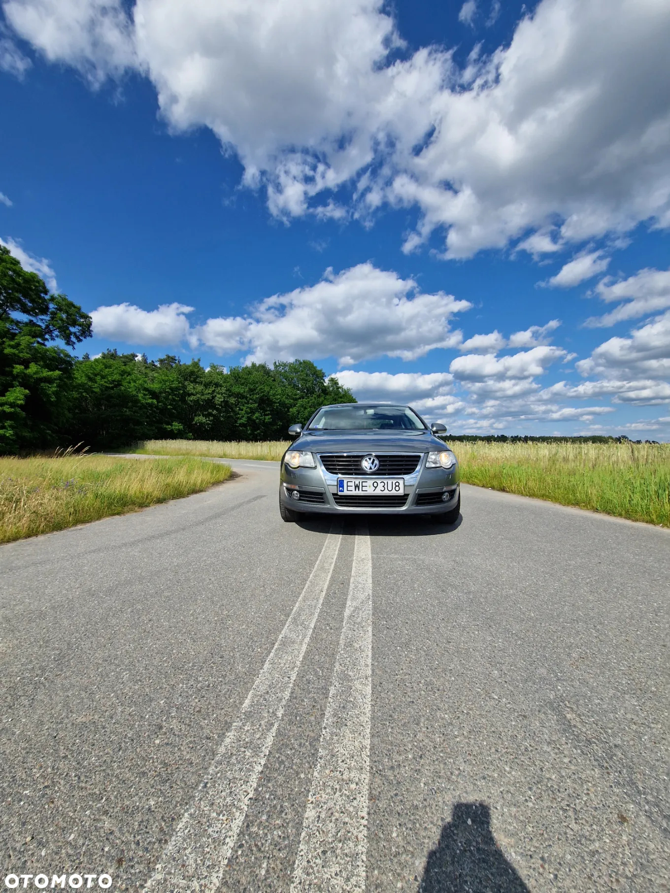 Volkswagen Passat 2.0 TDI Comfortline - 14