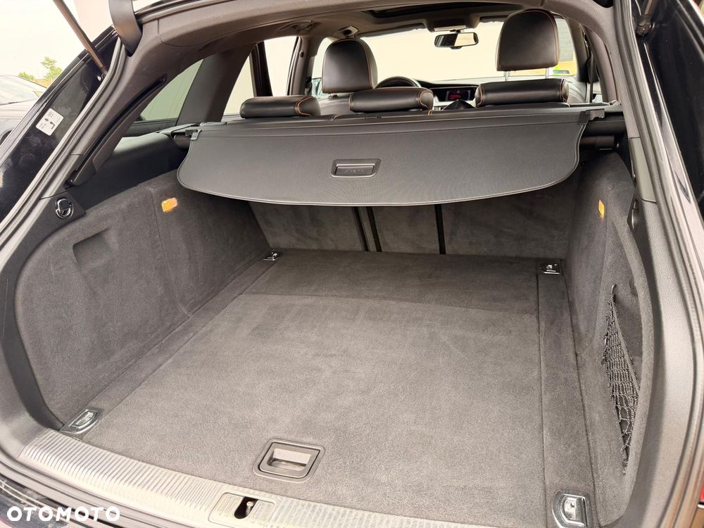 Audi A4 Avant 2.0 TDI Limited Edition Multitr - 24