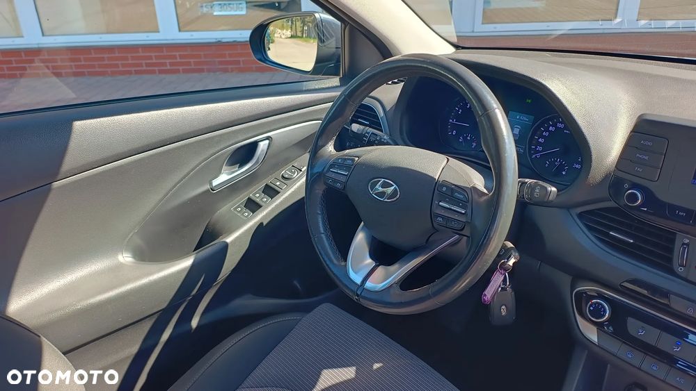 Hyundai i30 1.5 DPI Comfort - 24