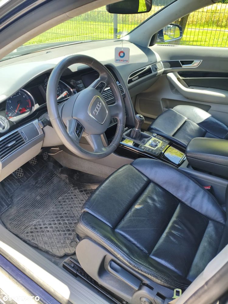 Audi A6 Avant 2.4 - 8