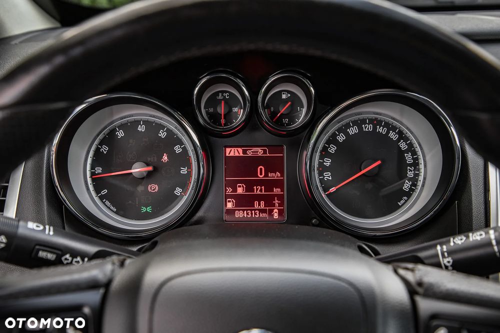 Opel Astra 1.6 Turbo Cosmo - 19