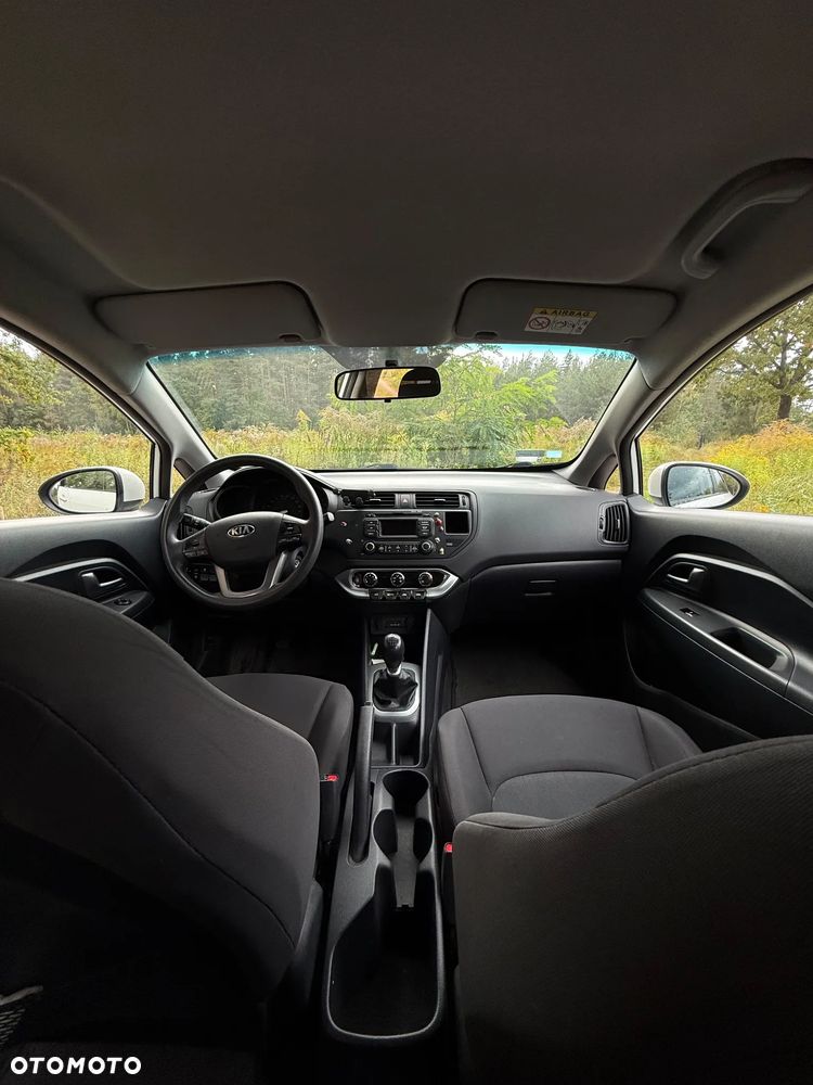 Kia Rio - 13