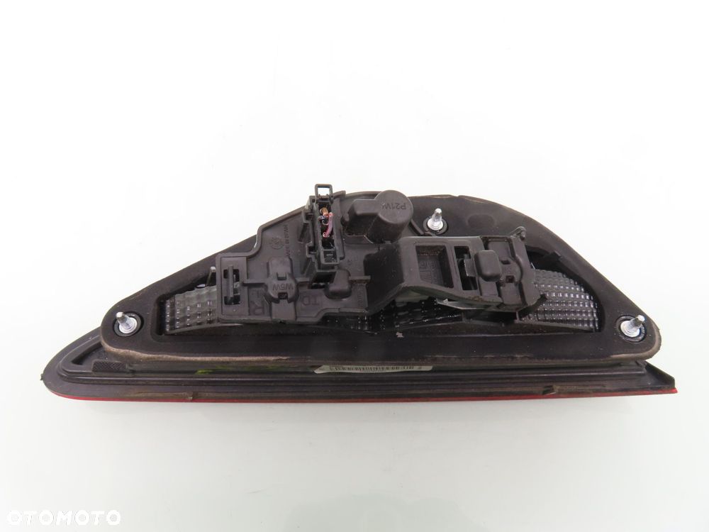 LAMPA PRAWA TYLNA KLAPA SEAT LEON III 5F0945308D - 4