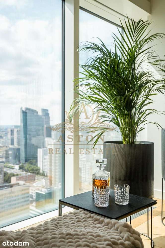 Sunset view, high floor 100 m2 apartment on Złota