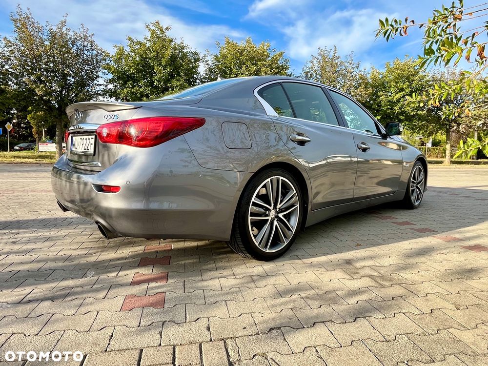 Infiniti Q50 - 10