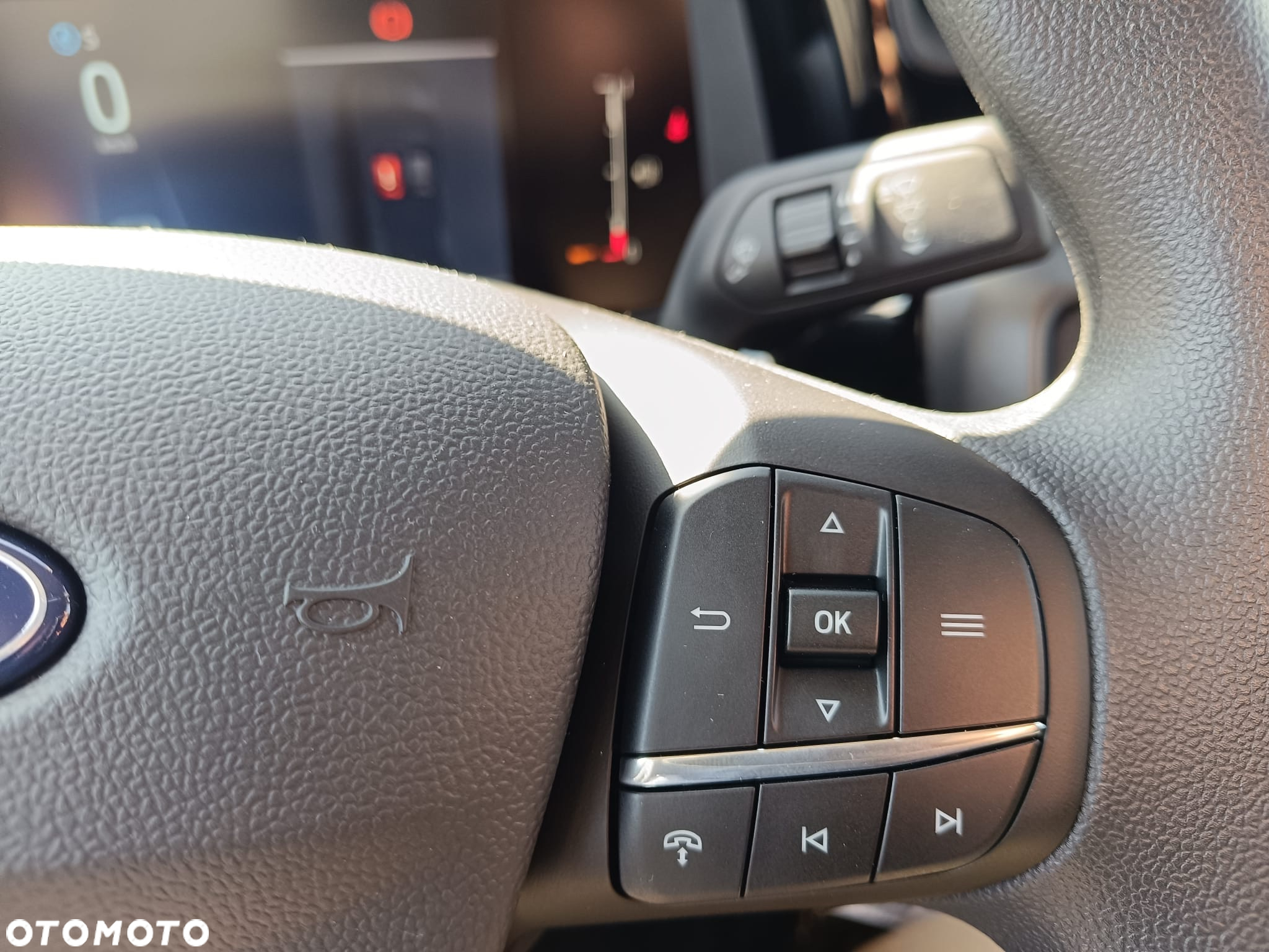 Ford Nowy Transit Courier Trend 1.0 ecoboost 100km M6 FWD VAN TREND VAN - 17