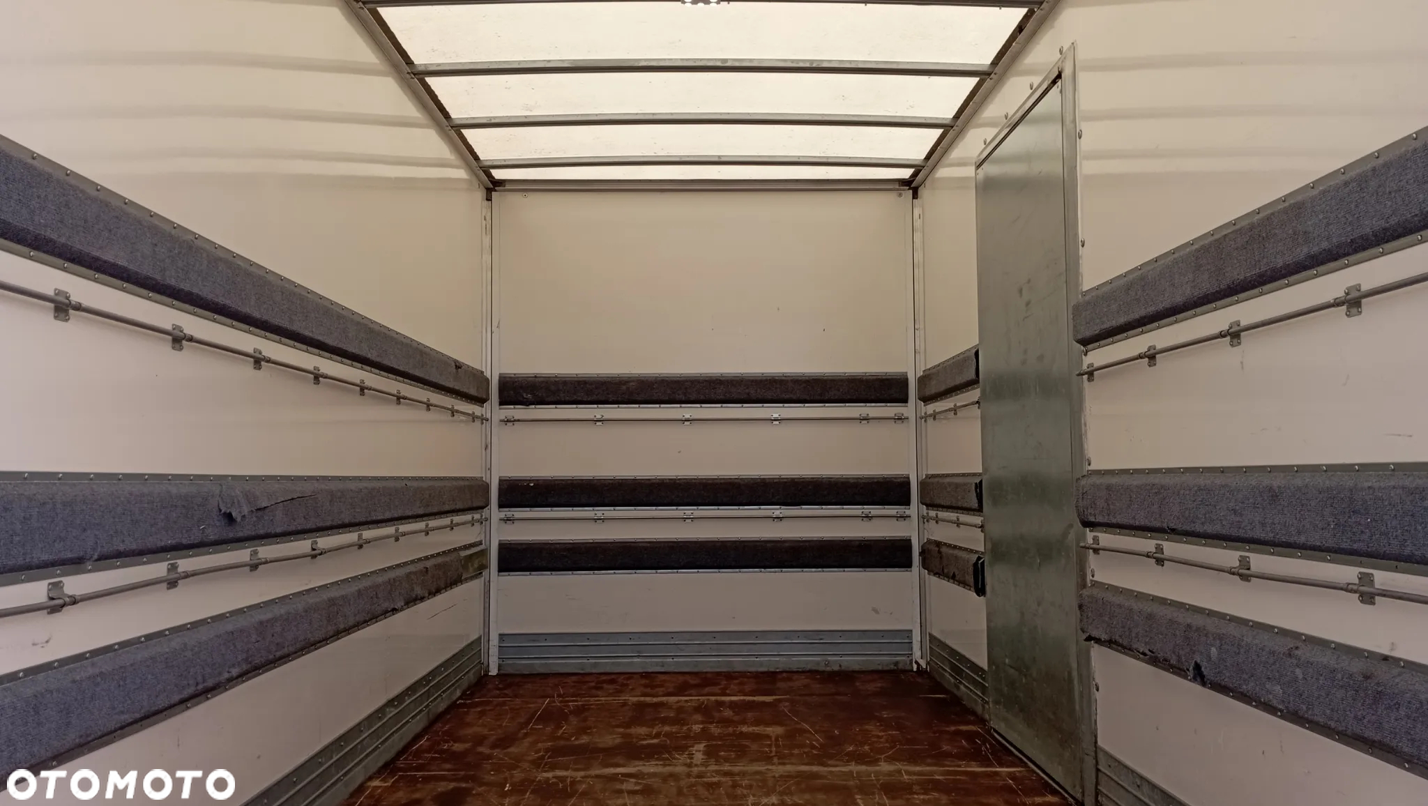 Iveco DAILY 35C16 160TDI KONTENER 8-PALET, DRZWI BOCZNE, WINDA 750KG - 10