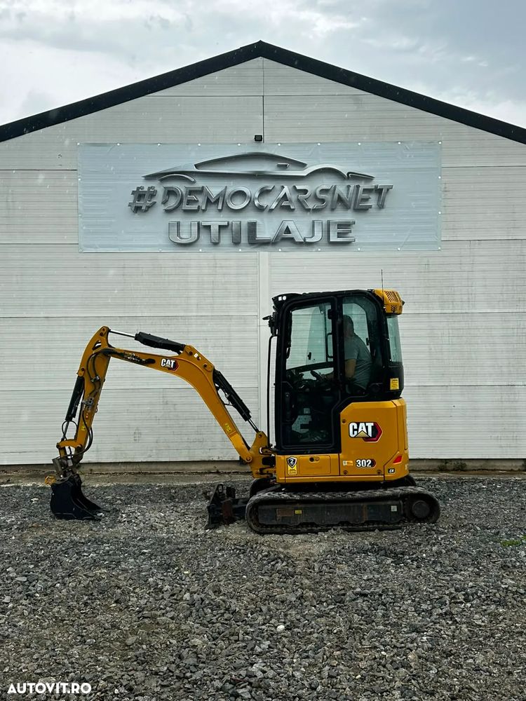 Caterpillar 302