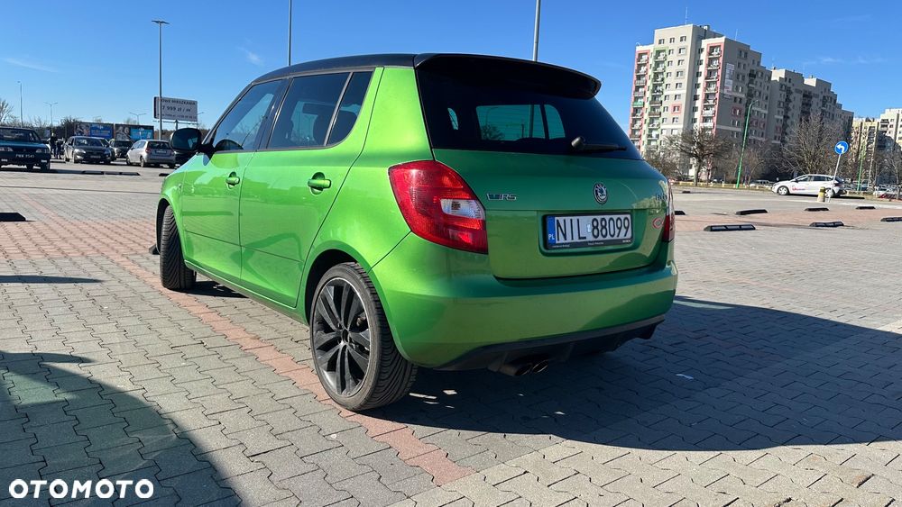 Skoda Fabia 1.4 TSI DSG RS - 8