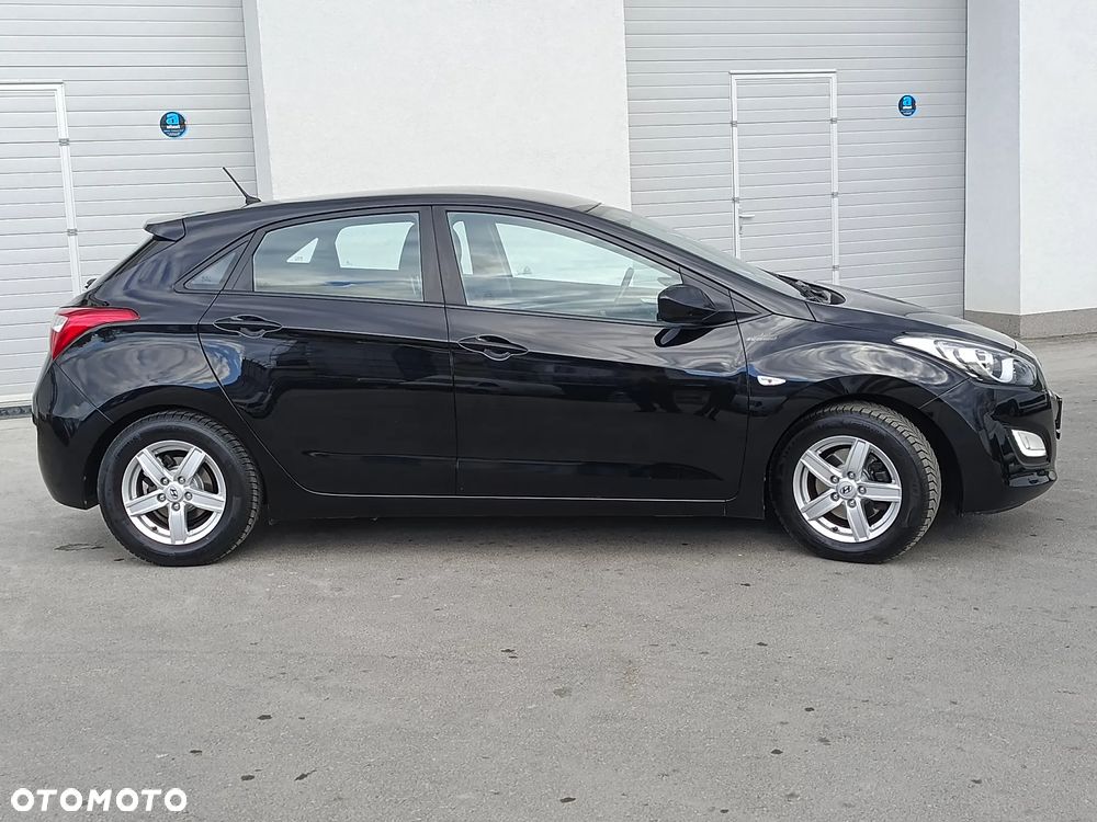 Hyundai i30 i30cw 1.4 Fifa World Cup Edition - 18