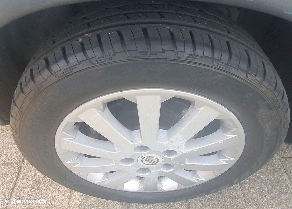 Opel Zafira 2.2 DTI - 5