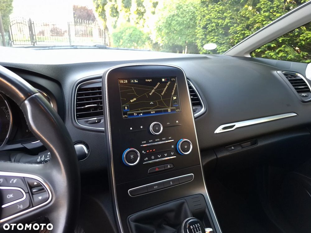 Renault Scenic - 9