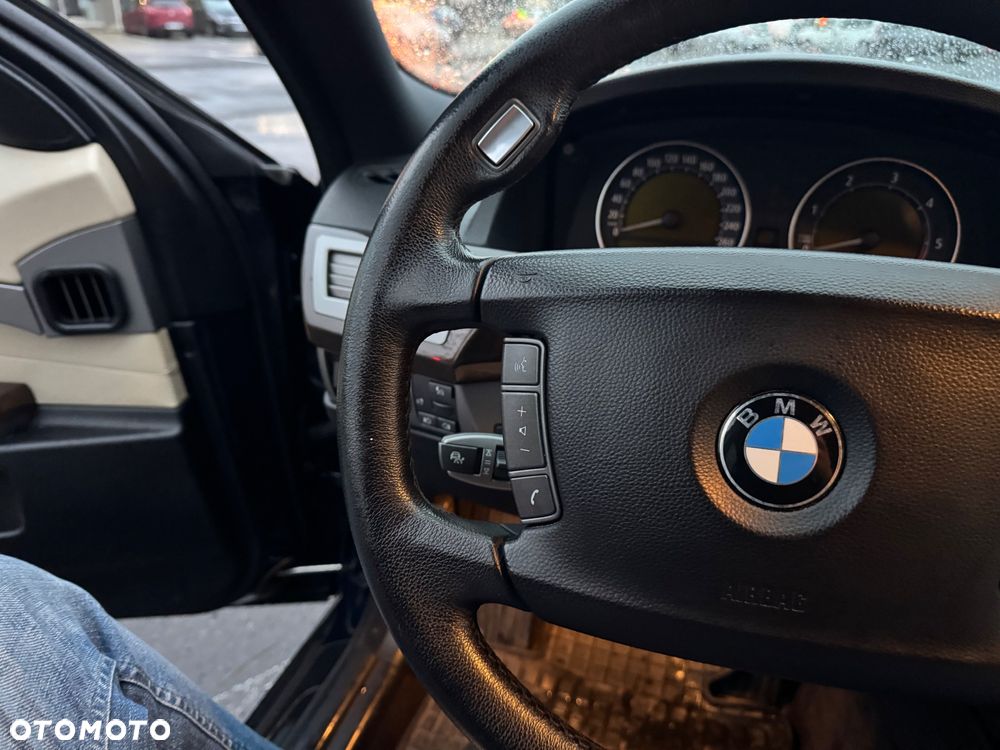 BMW Seria 7 730d - 22