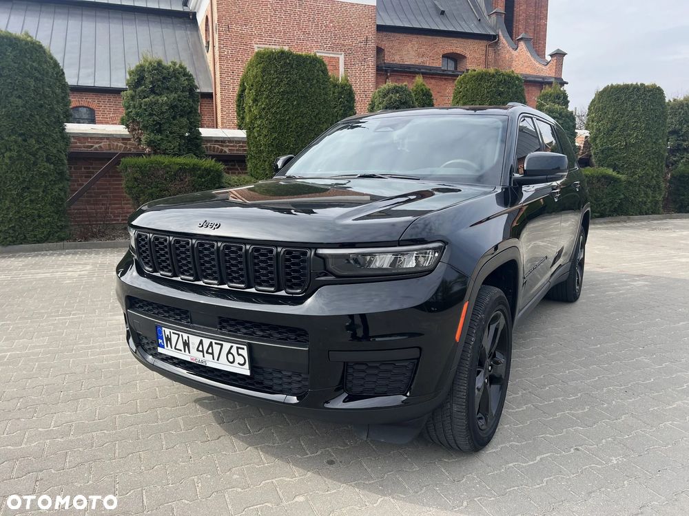 Jeep Grand Cherokee - 1