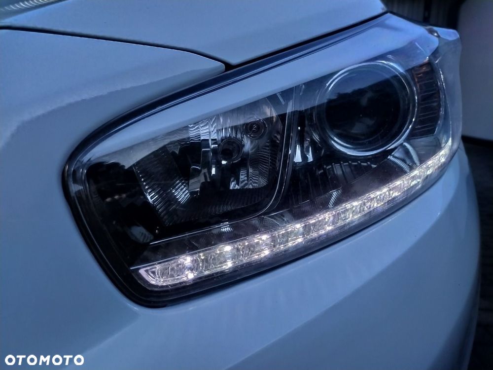 Kia Ceed - 12