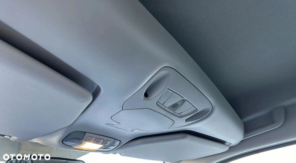 Ford Transit Connect - 24