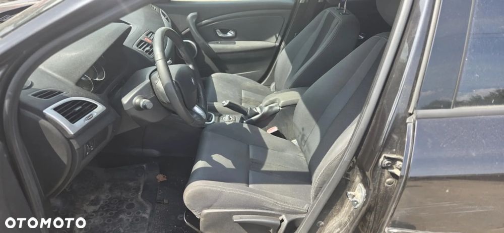 RENAULT MEGANE III kombi fotel kanapa tył - 2