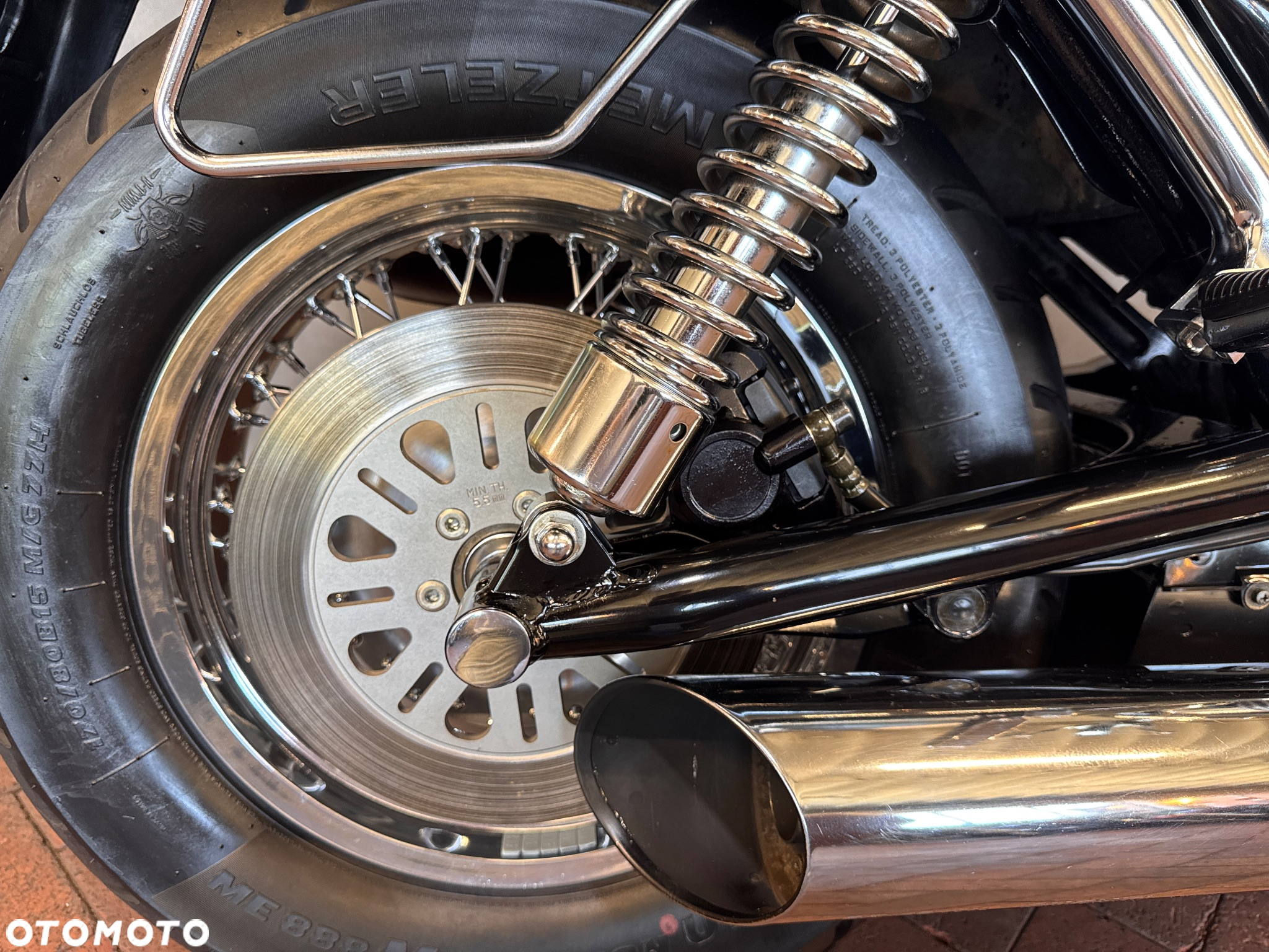 Suzuki Intruder - 29