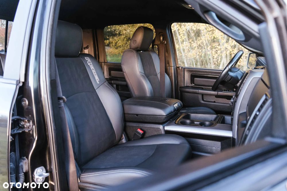 Dodge RAM 5.7 4x4 - 17