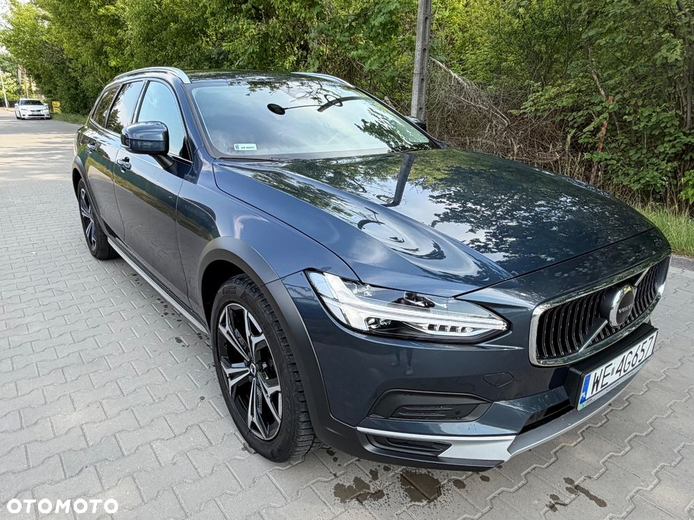 Volvo V90 Cross Country D5 AWD Pro - 5