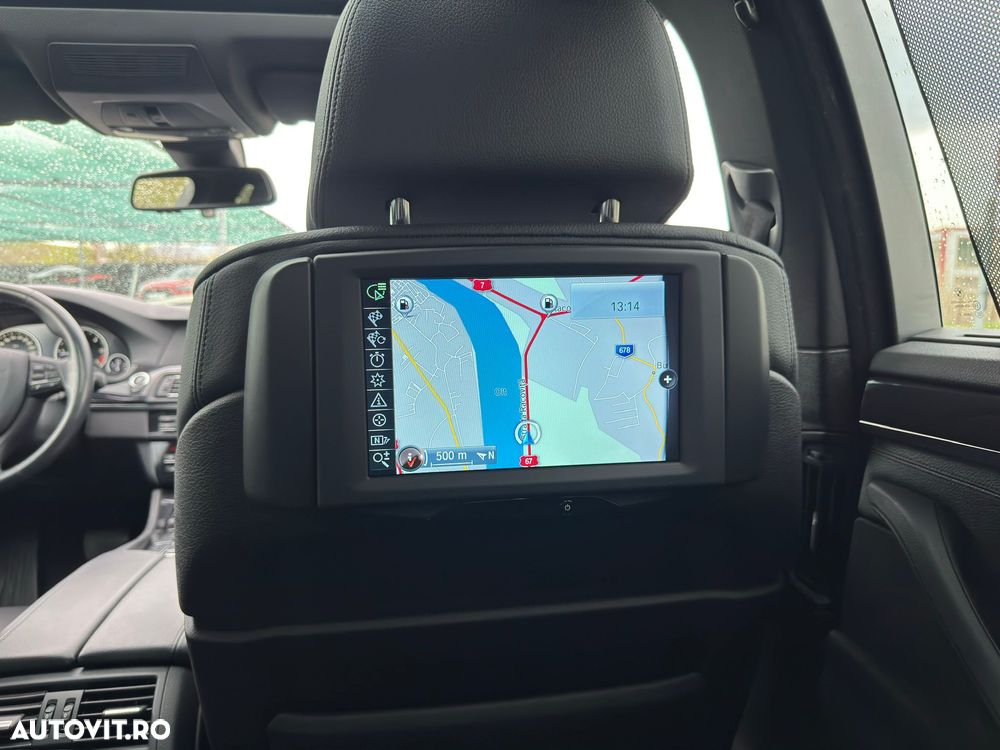 BMW Seria 5 525d xDrive AT - 13