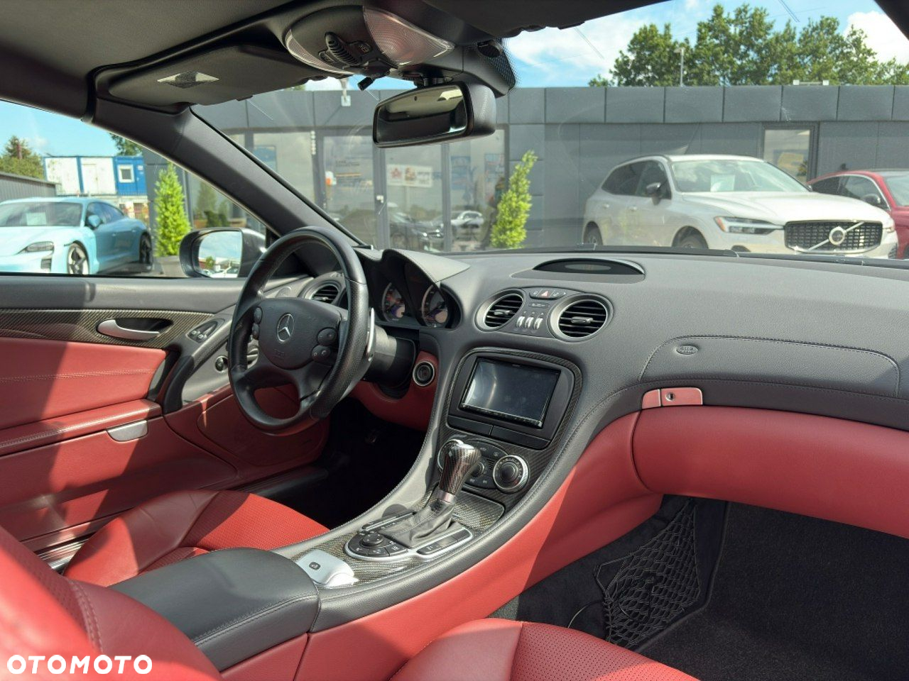 Mercedes-Benz SL - 13