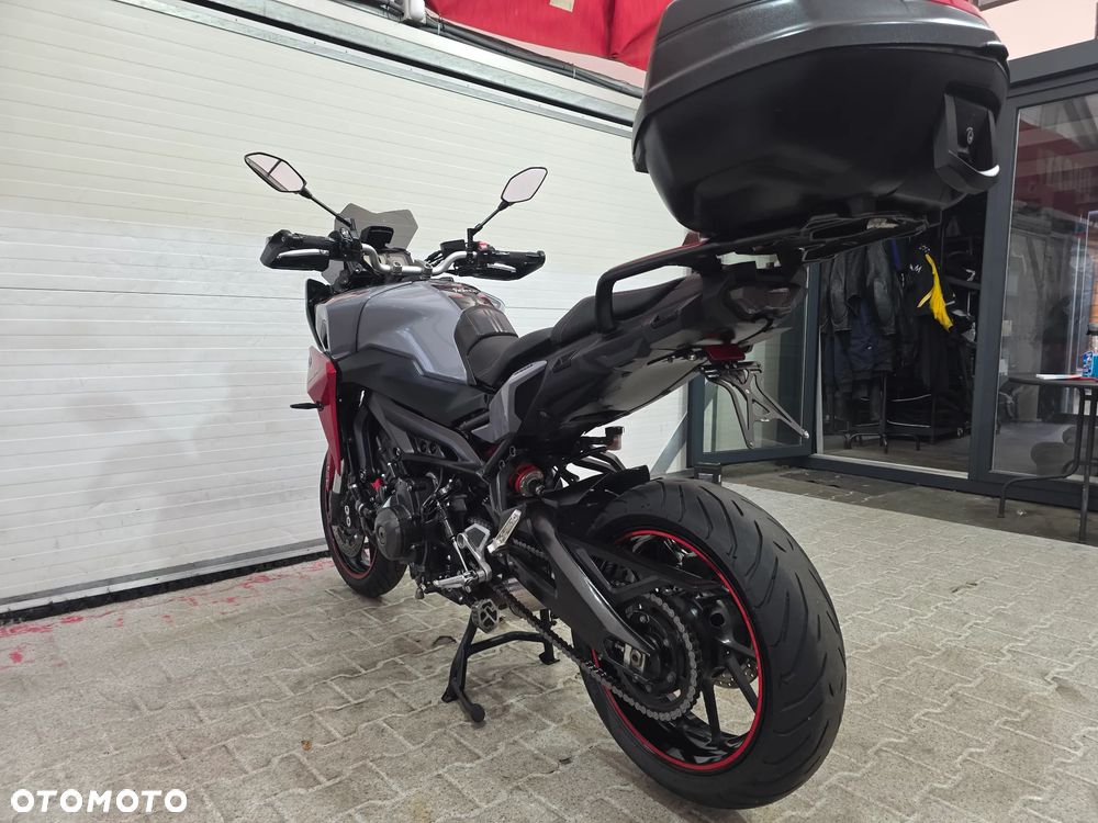 Yamaha MT - 21