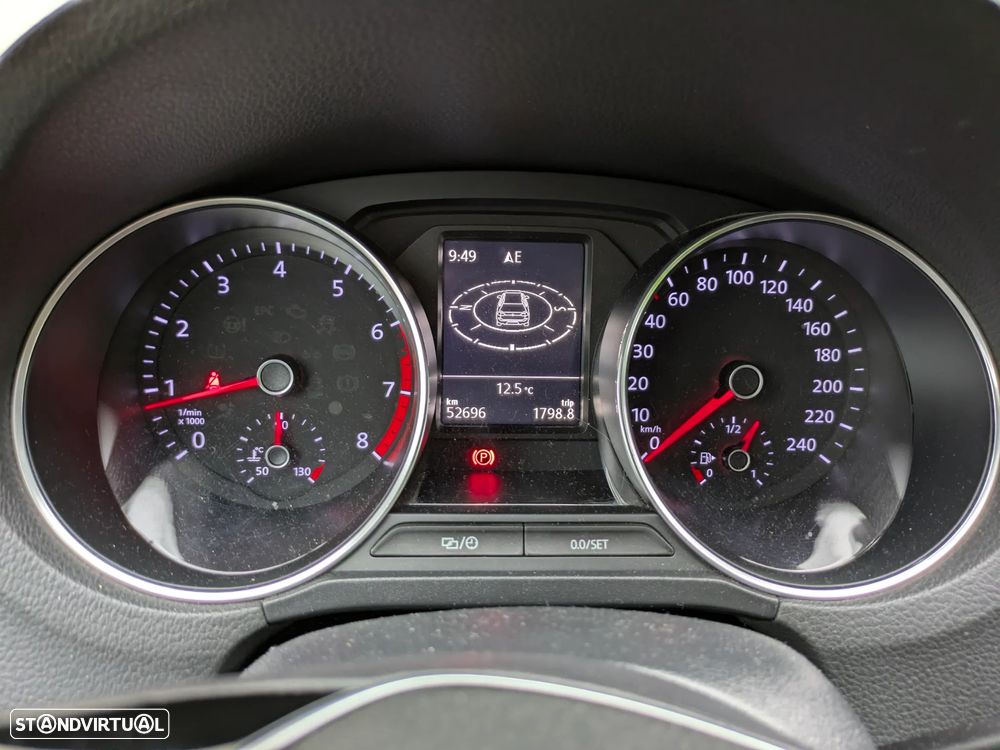 VW Polo 1.0 Lounge - 24