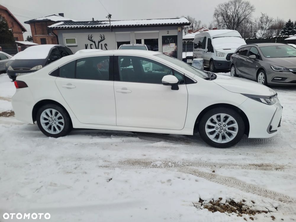 Toyota Corolla 1.6 Comfort - 21